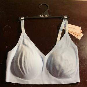 New with tags size M,L, XL Calvin Klein blue lightly lined triangle bralette